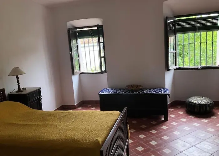 Santa Maria Del Castillo *